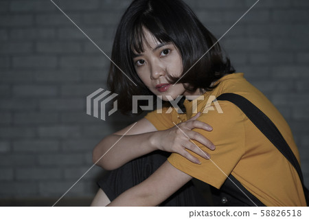 女人肖像街 女人肖像街 58826518