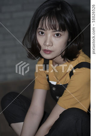 Woman Portrait Street Woman Portrait Street 58826526