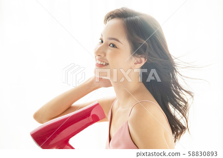 Women beauty hair care 58830893