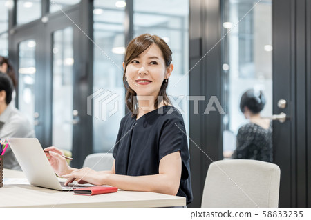 Office image creative coworking space 58833235