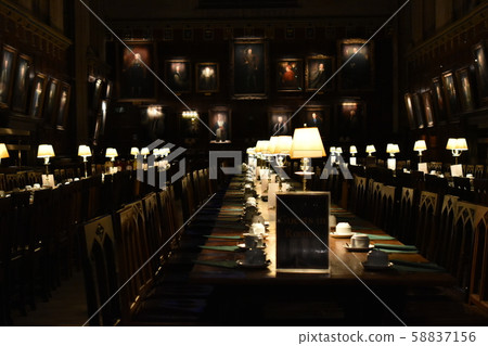 Christchurch College 58837156