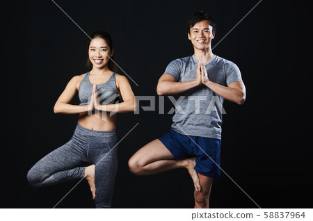 Yoga yoga studio, men and women Yoga yoga studio, men and women 58837964