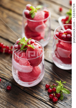 Frozen homade sorbet with red currant 58840704