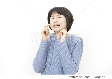 女性中年 58845599