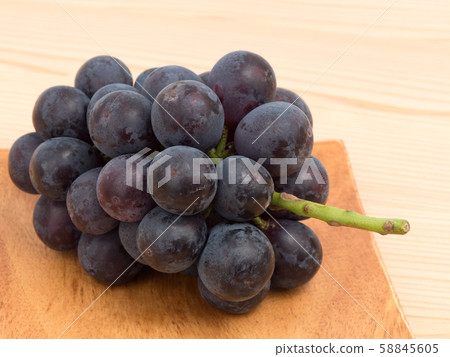 Grape Pione Grape Pione 58845605