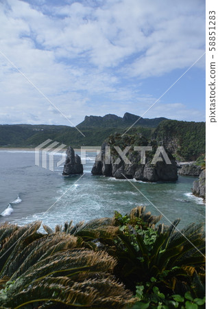 A view from the northernmost tip of the main island of Okinawa "Hedomisaki" (Hendo, Kunigami-gun, Okinawa Prefecture) A view from the northernmost tip of the main island of Okinawa "Hedomisaki" (Hendo, Kunigami-gun, Okinawa Prefecture) 58851283