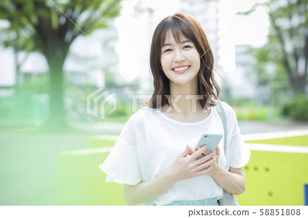 女智能手機智能手 女智能手機智能手 58851808