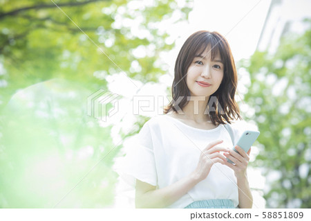 女士公園漫步智能手機 女士公園漫步智能手機 58851809