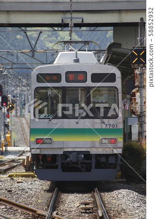 [CR] Chichibu Railway Chichibu Main Line 7500 Series Train (formerly Tokyu Oimachi Line Vehicle) 58852932