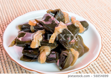 Kombu roll Kombu roll 58854899