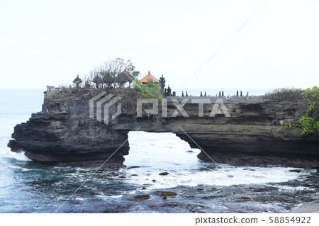 Batu Bolong Temple Batu Bolong Temple 58854922