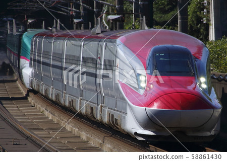 東北新幹線的秋田新幹線E6系列 58861430