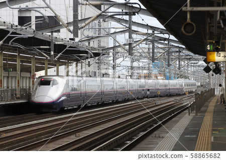Tohoku Shinkansen E 2 series + Yamagata Shinkansen E 3 series Tohoku Shinkansen E 2 series + Yamagata Shinkansen E 3 series 58865682