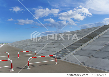 Tide breakwater breakwater Tide breakwater breakwater 58865714