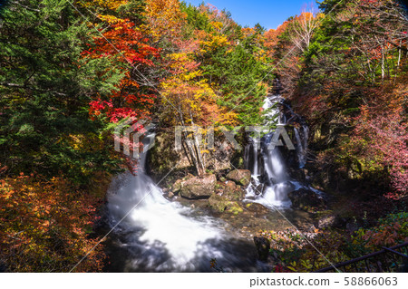 << chi木>>秋天的日光，龍津瀑布 58866063