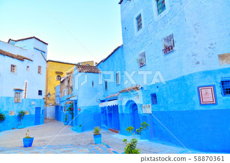 摩洛哥藍鎮舍夫沙萬 58870361