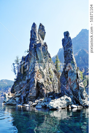 幻影船在火山口湖國家公園 58871104