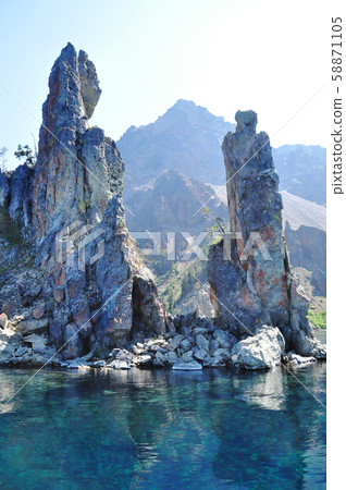 幻影船在火山口湖國家公園 58871105