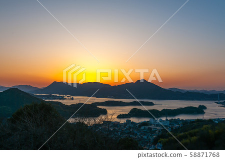 Evening scenery of Shimanami Kaido 58871768