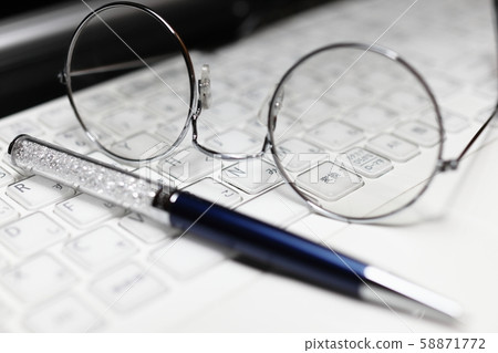  Business image 58871772
