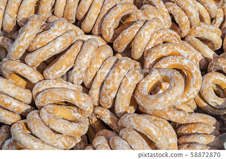 Ligament of bagels 58872870