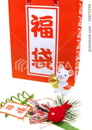 Childhood material New Year's card material lucky bag and mouse figurine and rake 58875349