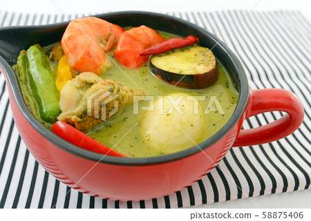 Green curry that looks delicious Green curry that looks delicious 58875406