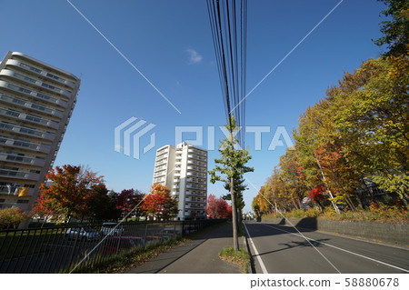 札幌平石街的城市景觀（靠近奧林匹克綜合體的五丁目瑪科馬奈內町） 58880678