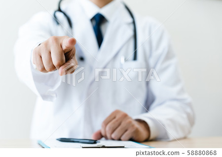 手頭的醫生 手頭的醫生 58880868