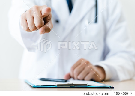 手頭的醫生 58880869