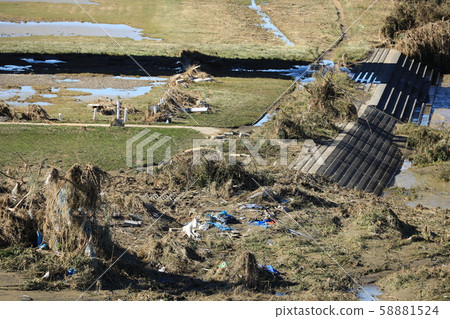 丸子大橋多摩川19號颱風 58881524