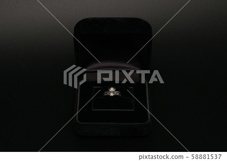 鑽石戒指 鑽石戒指 58881537