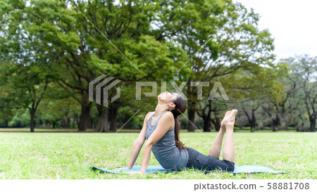 Stretching women 58881708