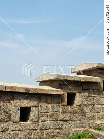 韓國傳統建築牆，城堡 58882044