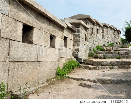 韓國傳統建築牆，城堡 58882045