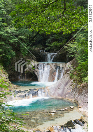 Nishizawa Valley (Nanatsukama Five-tiered Waterfall) 58882945