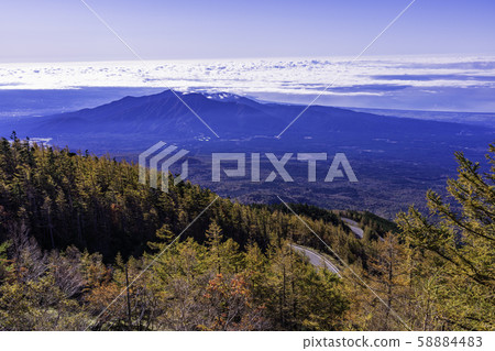 （靜岡縣）從富士山/富士宮口5號站看到的鷹塚山 58884483