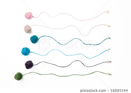 Small wool ball title back 58885544
