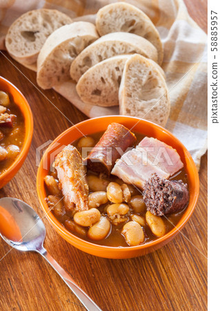 Bowl with fabada asturiana 58885957