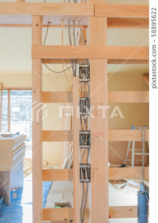 木屋施工現場 58895622