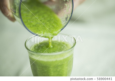 Green smoothie 58900441