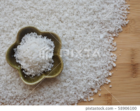 Korean organic sea salt, coarse salt Korean organic sea salt, coarse salt 58906100