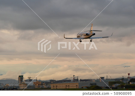 名古屋機場飛機射擊2019從空中綠洲周圍的飛機射擊晚上到晚上 名古屋機場飛機射擊2019從空中綠洲周圍的飛機射擊晚上到晚上 58908095