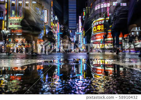多雨新宿歌舞uki町 多雨新宿歌舞uki町 58910432