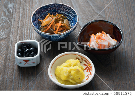 New Year dishes 58911575