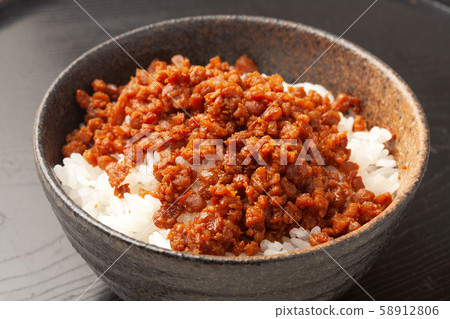 Chicken soboro rice Chicken soboro rice 58912806