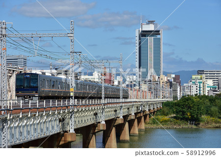 東海道線橫穿淀川 58912996