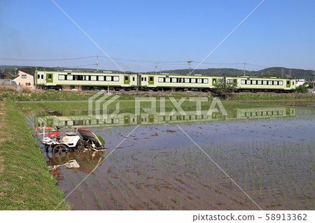 Water mirror local line / Koumi line Aonuma station (Nagano) Water mirror local line / Koumi line Aonuma station (Nagano) 58913362