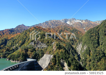 Kurobe Dam of autumn leaves 58913525