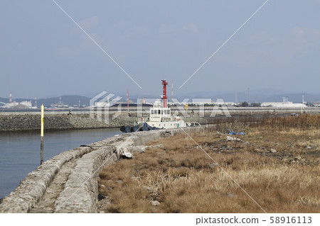 Omuta City Miike Port tugboat Omuta City Miike Port tugboat 58916113